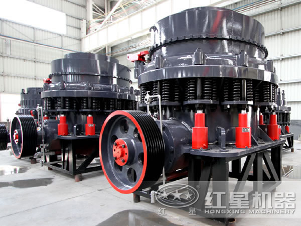 多種型號的標(biāo)準(zhǔn)型圓錐破碎機(jī) 多種型號的標(biāo)準(zhǔn)型圓錐破碎機(jī)