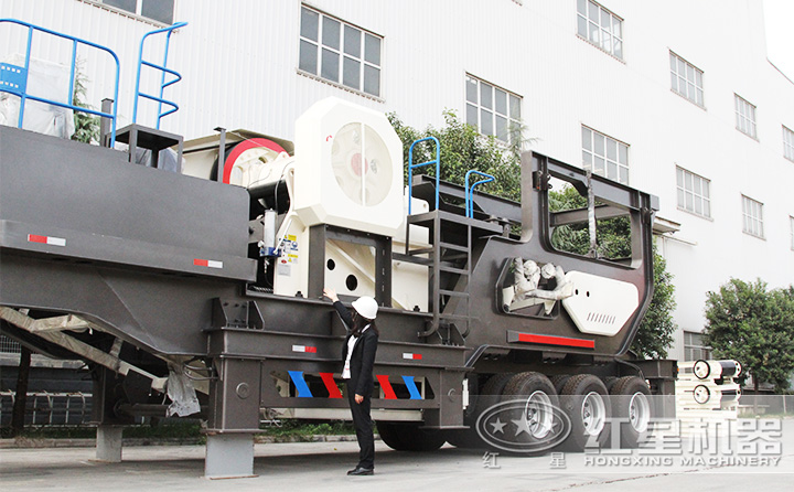 鄂破移動破碎站產量85-275t/h，給料+粗碎+傳輸 