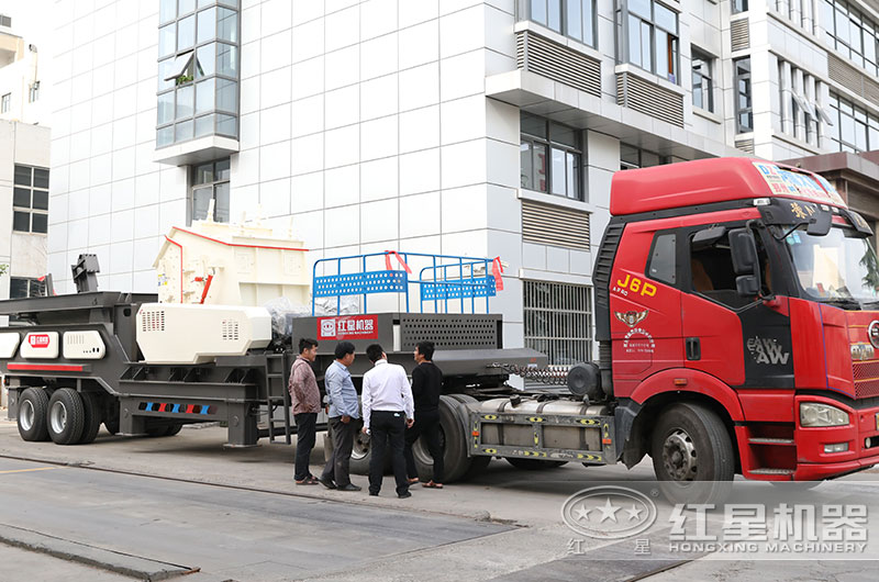 小型建筑垃圾粉碎機(jī)設(shè)備準(zhǔn)備發(fā)貨 小型建筑垃圾粉碎機(jī)設(shè)備準(zhǔn)備發(fā)貨